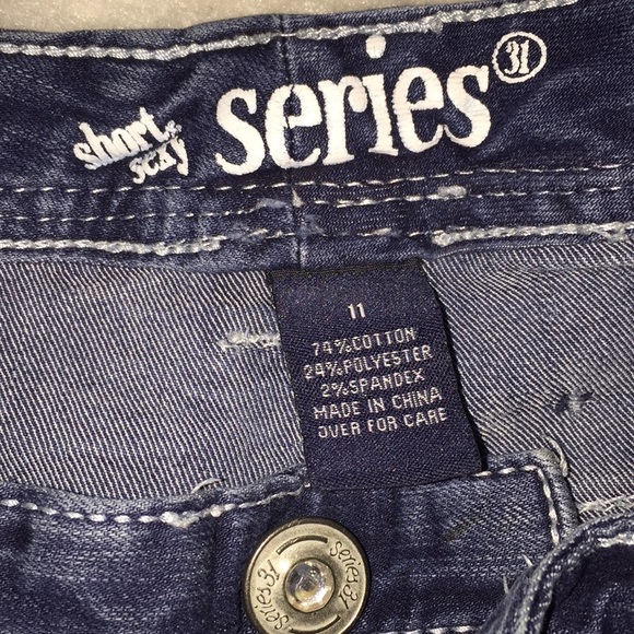 Short and sexy series jeans size 11 - Picture 3 of 3
